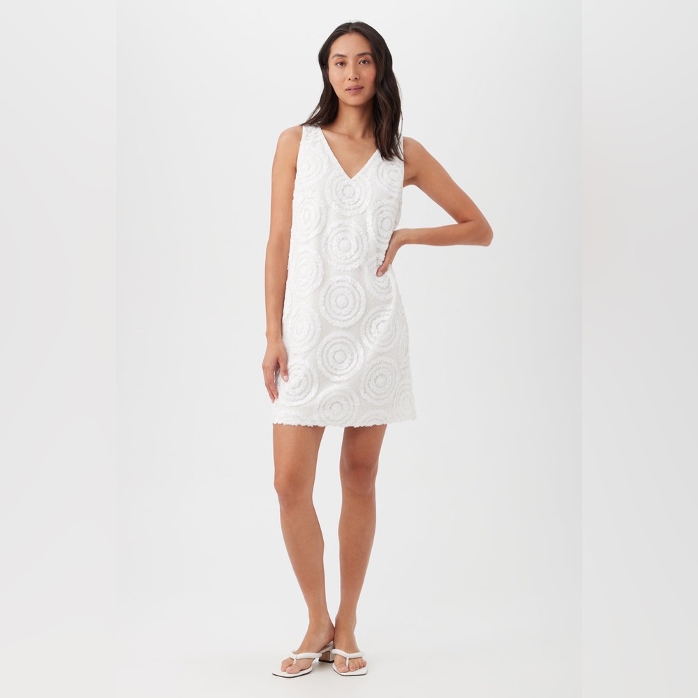 Trina Turk White Glitterati Sequin Circle Shift Dress Bridal NWT Size 8